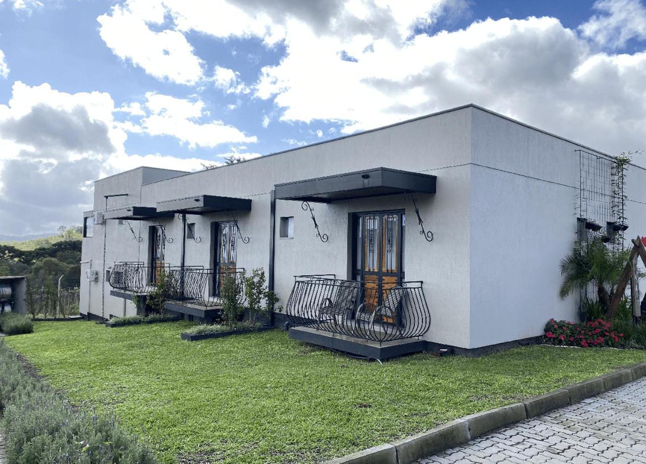 E Vinicola Boutique Begamo - Vale Dos Vinhedos Apartment
